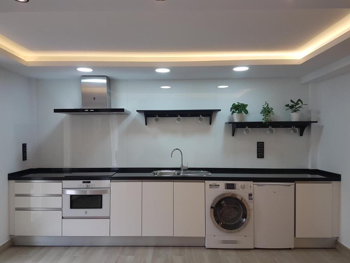 Pepes Home 3 Habitaciones & Parking Gratis Torremolinos Bagian luar foto